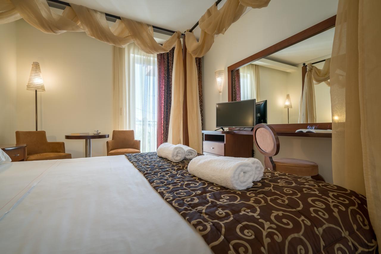 Zante Park Resort & Spa BW Premier Collection Laganas Ngoại thất bức ảnh